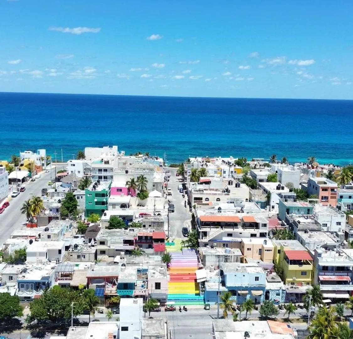 Starlink Rainbowstair Studio Isla Mujeres Mexico